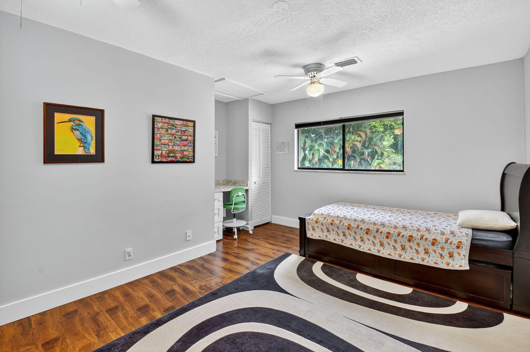 Active With Contract: $489,000 (3 beds, 2 baths, 1861 Square Feet)