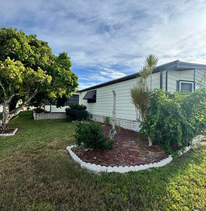 待售: $39,900 (2 贝兹, 2 浴室, 1400 平方英尺)