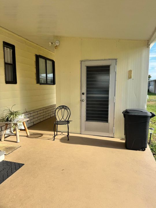 待售: $39,900 (2 贝兹, 2 浴室, 1400 平方英尺)