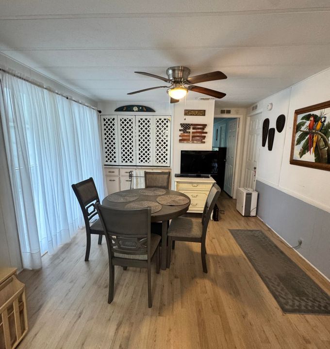 待售: $39,900 (2 贝兹, 2 浴室, 1400 平方英尺)