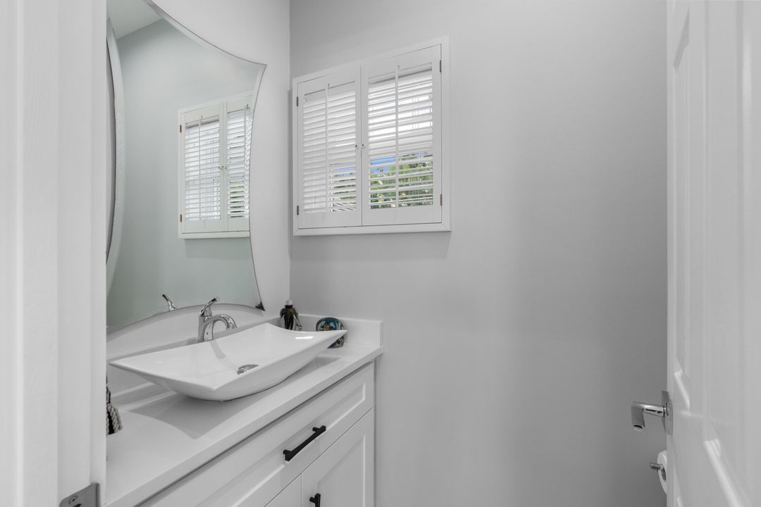 待售: $2,900,000 (6 贝兹, 4 浴室, 4501 平方英尺)