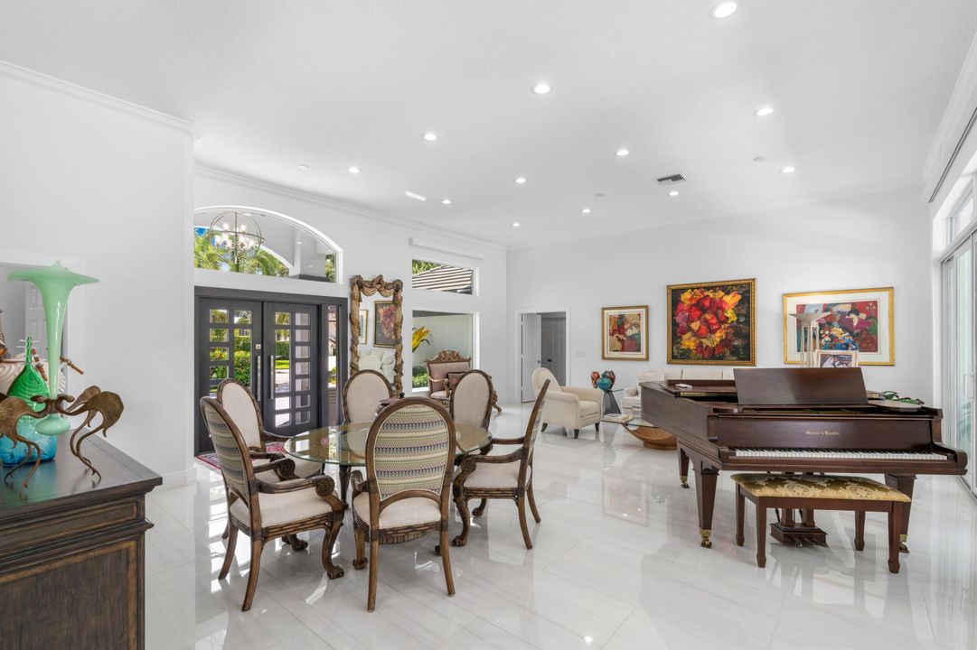 待售: $2,900,000 (6 贝兹, 4 浴室, 4501 平方英尺)