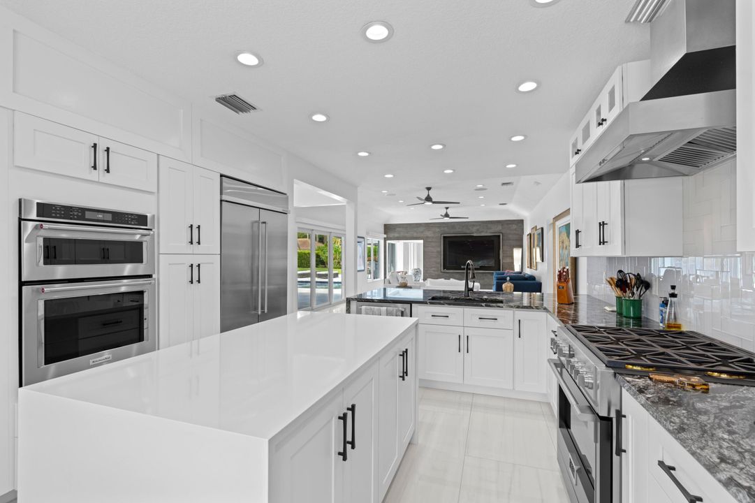 待售: $2,900,000 (6 贝兹, 4 浴室, 4501 平方英尺)