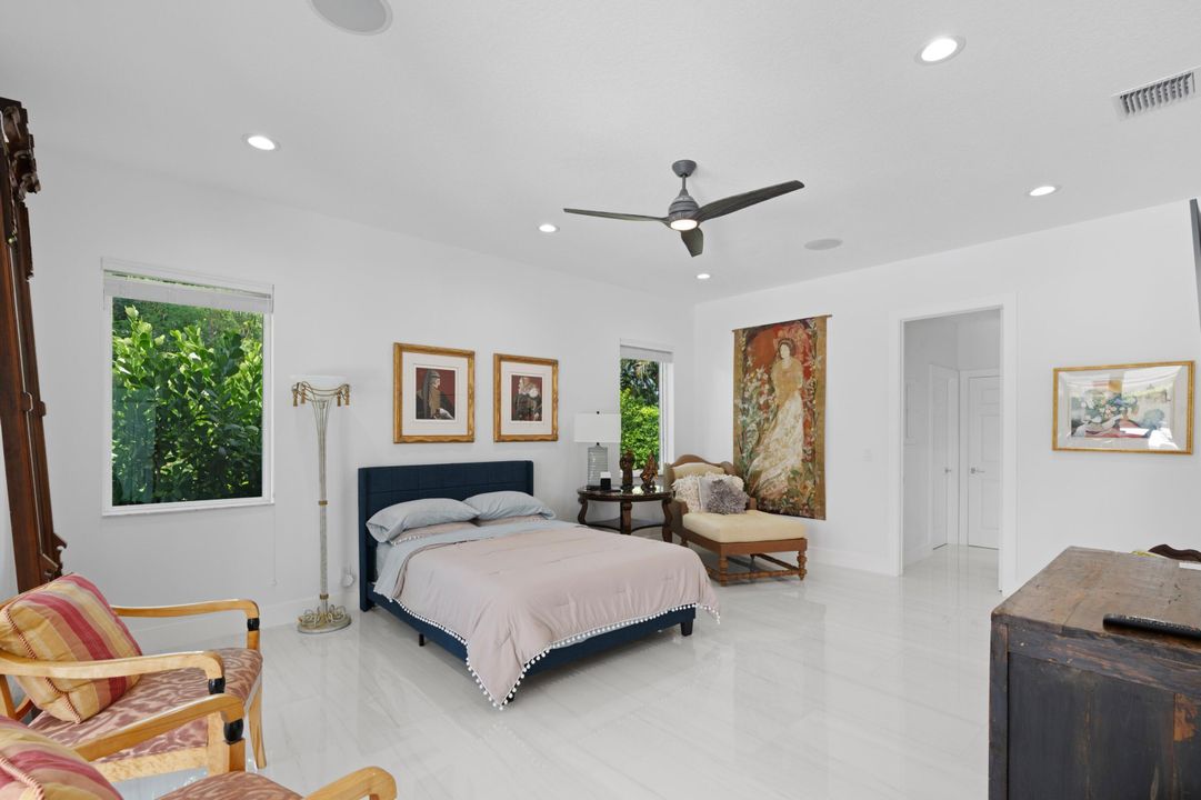 待售: $2,900,000 (6 贝兹, 4 浴室, 4501 平方英尺)