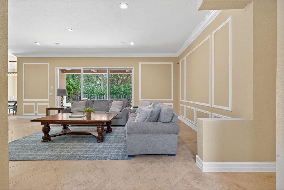 Active With Contract: $1,234,000 (5 beds, 4 baths, 3558 Square Feet)