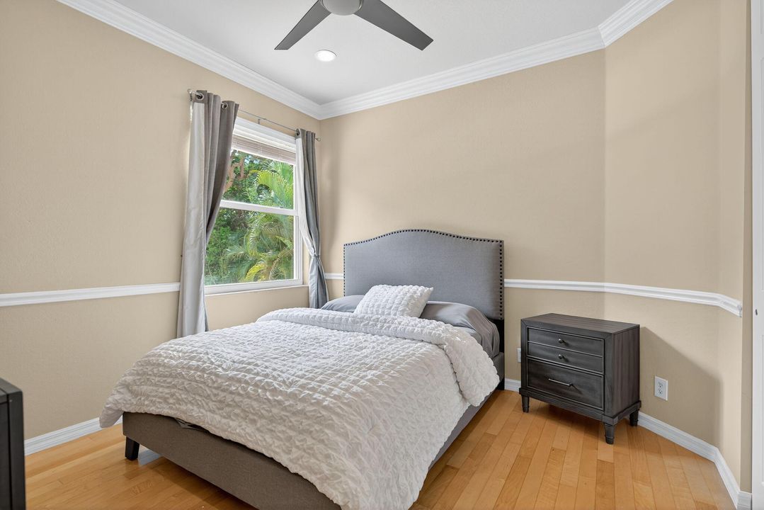 Active With Contract: $1,234,000 (5 beds, 4 baths, 3558 Square Feet)