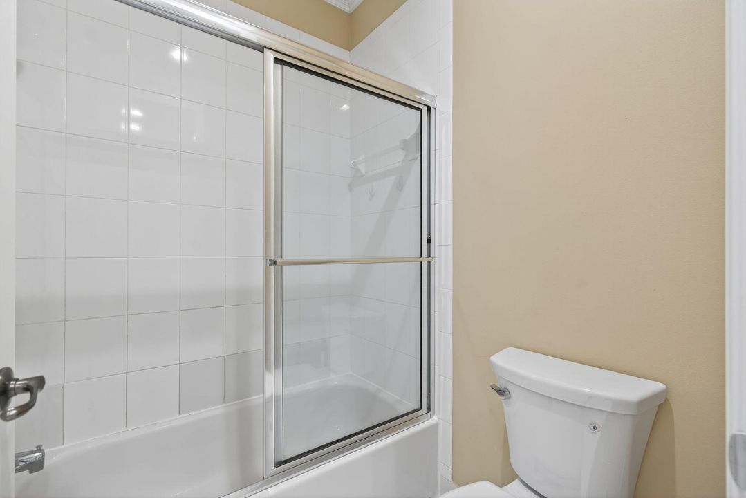 Active With Contract: $1,234,000 (5 beds, 4 baths, 3558 Square Feet)