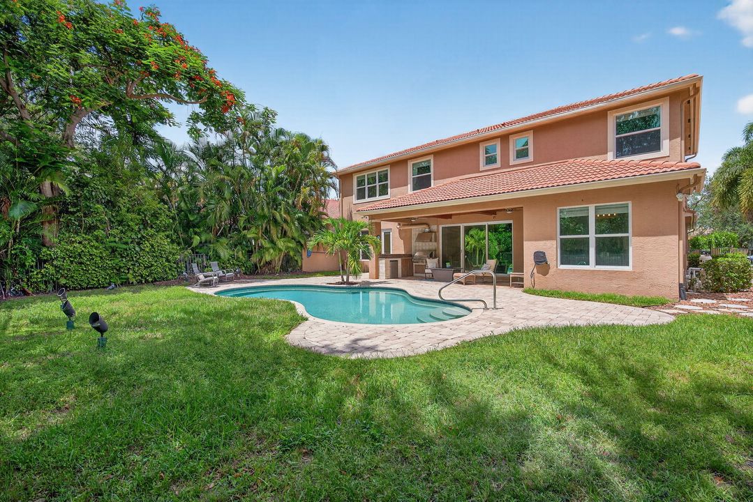 Active With Contract: $1,234,000 (5 beds, 4 baths, 3558 Square Feet)