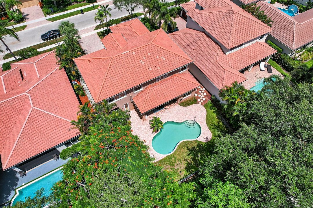 Active With Contract: $1,234,000 (5 beds, 4 baths, 3558 Square Feet)