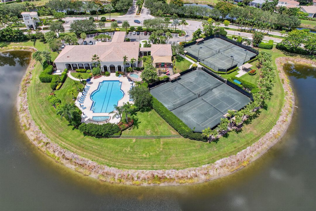 Active With Contract: $1,234,000 (5 beds, 4 baths, 3558 Square Feet)