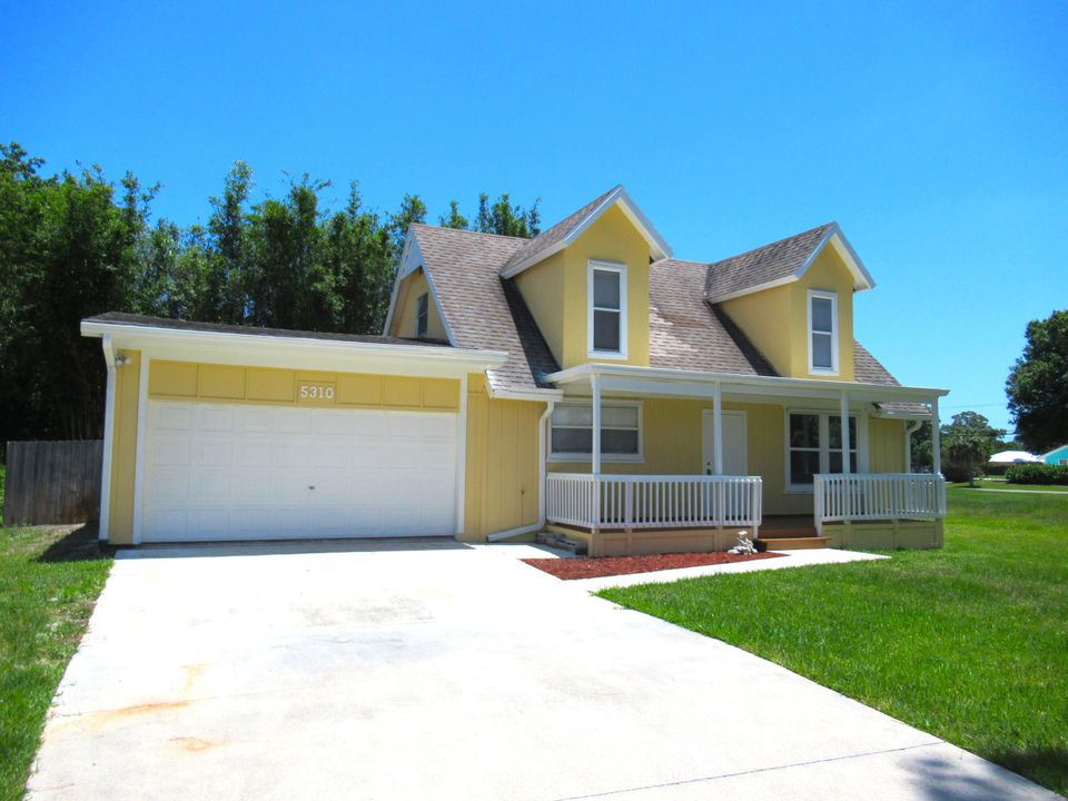 For Rent: $2,600 (3 beds, 2 baths, 1526 Square Feet)