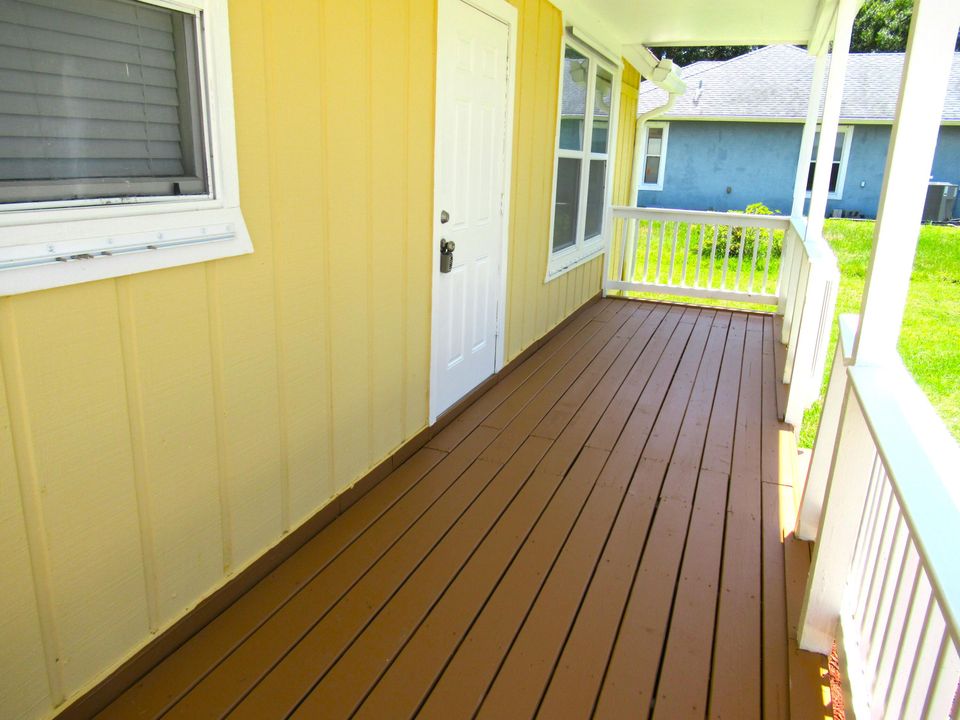 For Rent: $2,600 (3 beds, 2 baths, 1526 Square Feet)