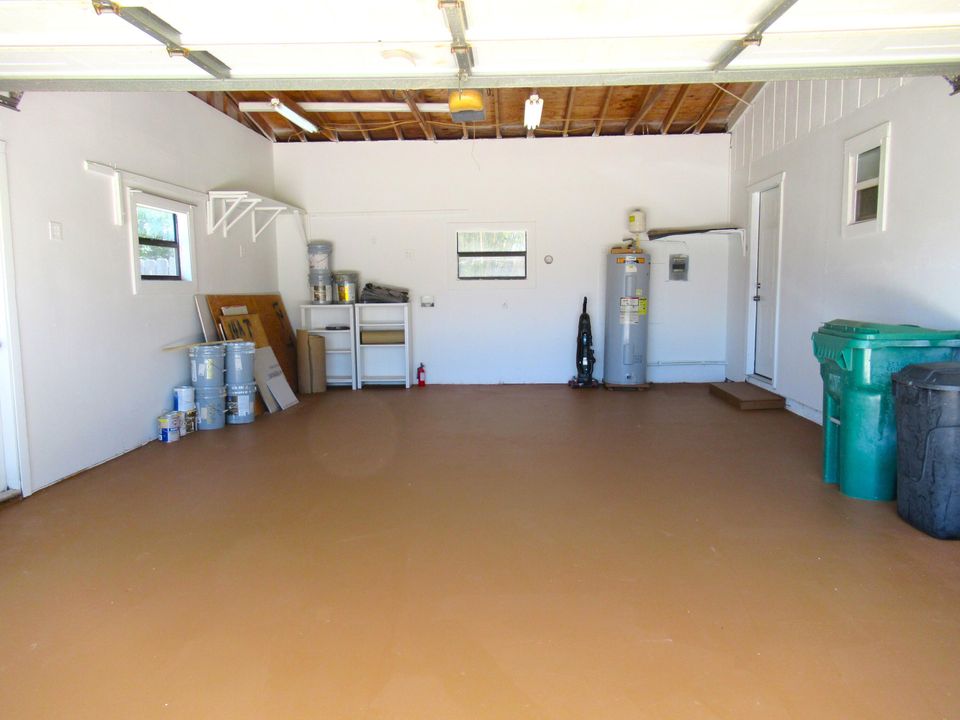 For Rent: $2,600 (3 beds, 2 baths, 1526 Square Feet)