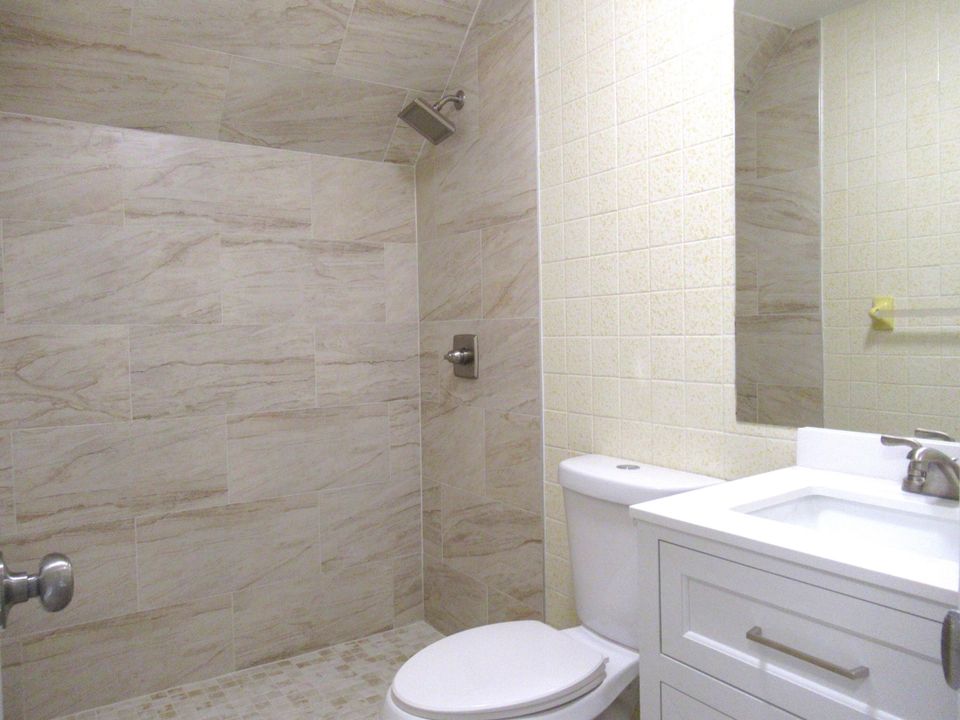 For Rent: $2,600 (3 beds, 2 baths, 1526 Square Feet)