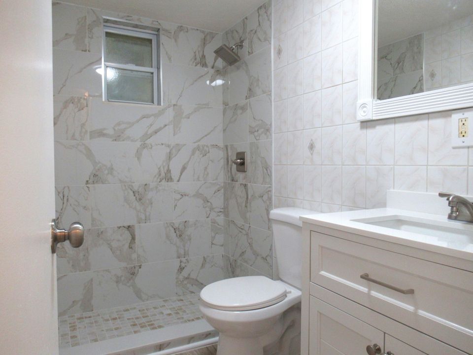 For Rent: $2,600 (3 beds, 2 baths, 1526 Square Feet)