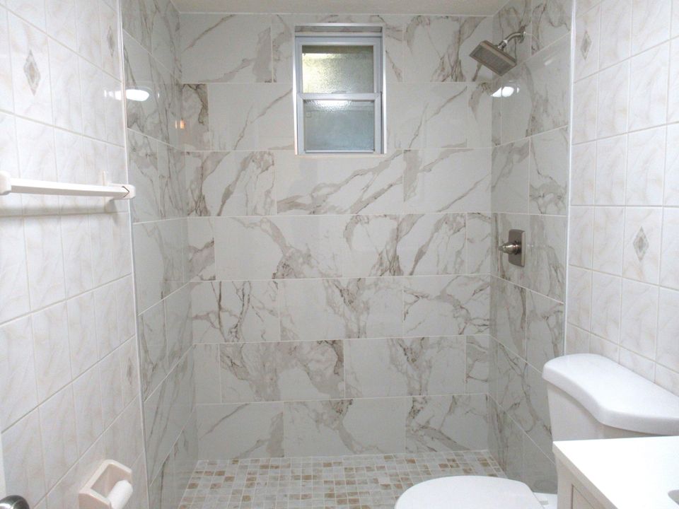 For Rent: $2,600 (3 beds, 2 baths, 1526 Square Feet)