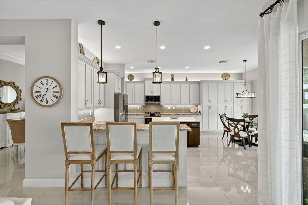 待售: $924,750 (3 贝兹, 3 浴室, 2753 平方英尺)