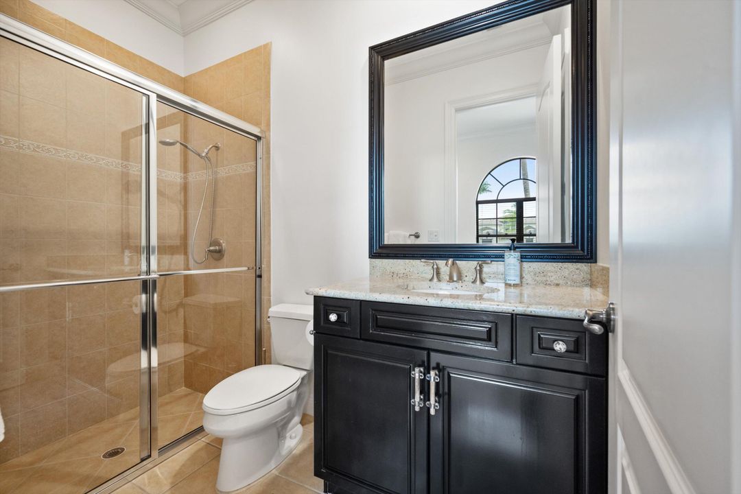 En Venta: $2,750,000 (5 camas, 5 baños, 4499 Pies cuadrados)