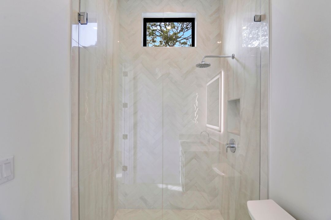 For Sale: $4,500,000 (4 beds, 4 baths, 4965 Square Feet)