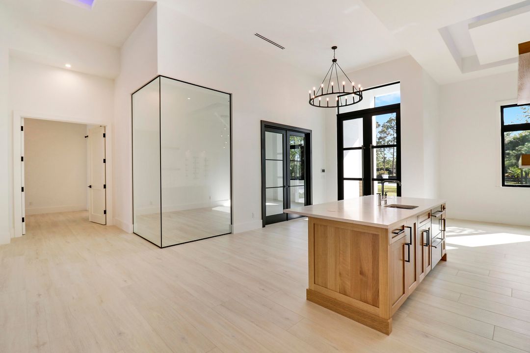 For Sale: $4,500,000 (4 beds, 4 baths, 4965 Square Feet)