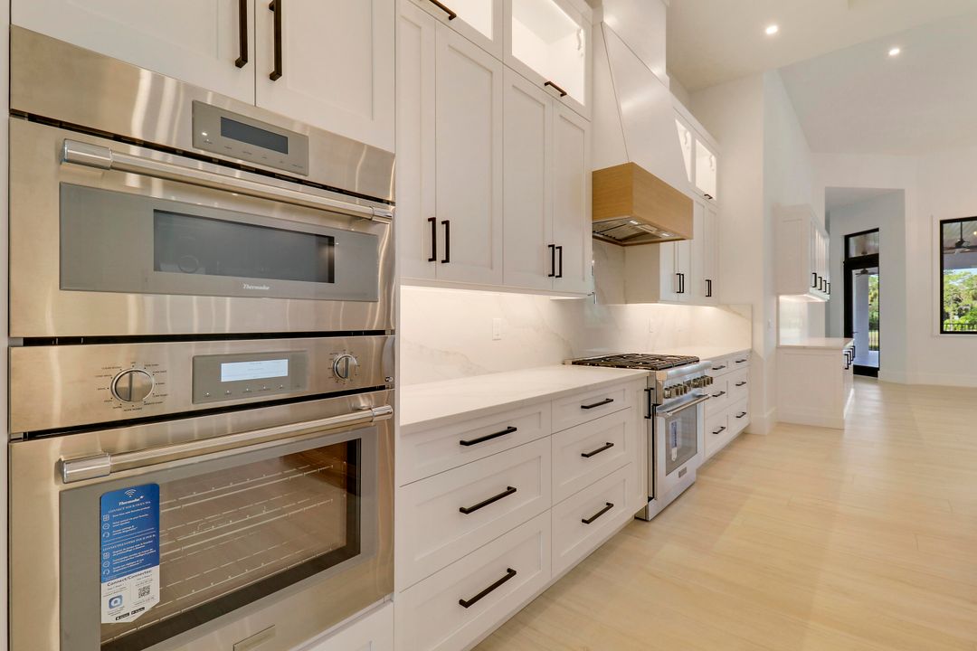 For Sale: $4,500,000 (4 beds, 4 baths, 4965 Square Feet)