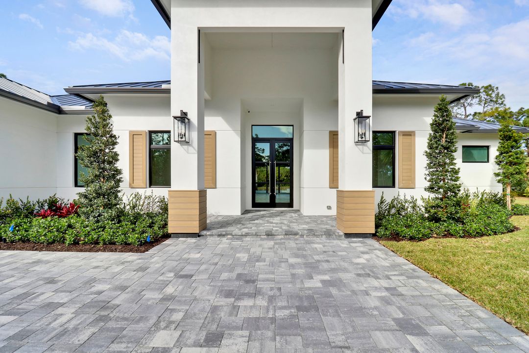 For Sale: $4,500,000 (4 beds, 4 baths, 4965 Square Feet)