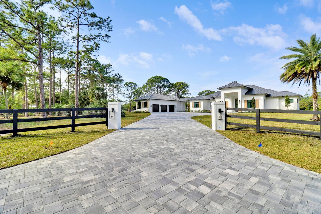 For Sale: $4,500,000 (4 beds, 4 baths, 4965 Square Feet)