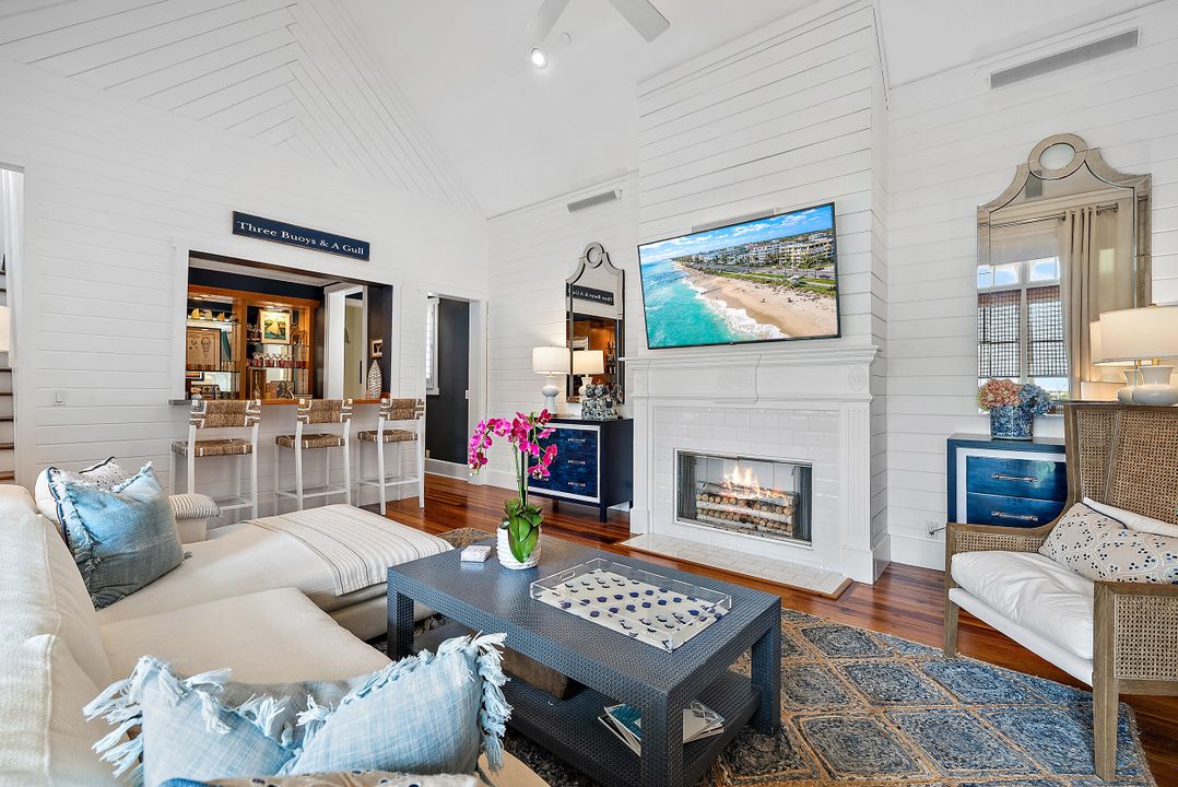 For Sale: $6,495,000 (4 beds, 5 baths, 5391 Square Feet)