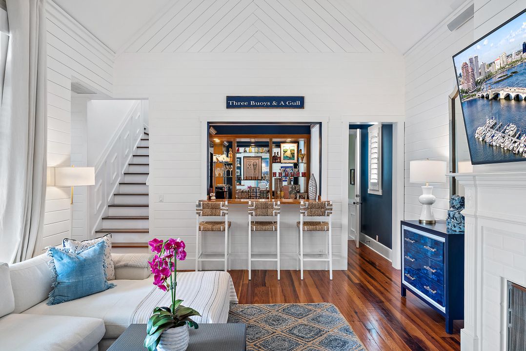 For Sale: $6,495,000 (4 beds, 5 baths, 5391 Square Feet)