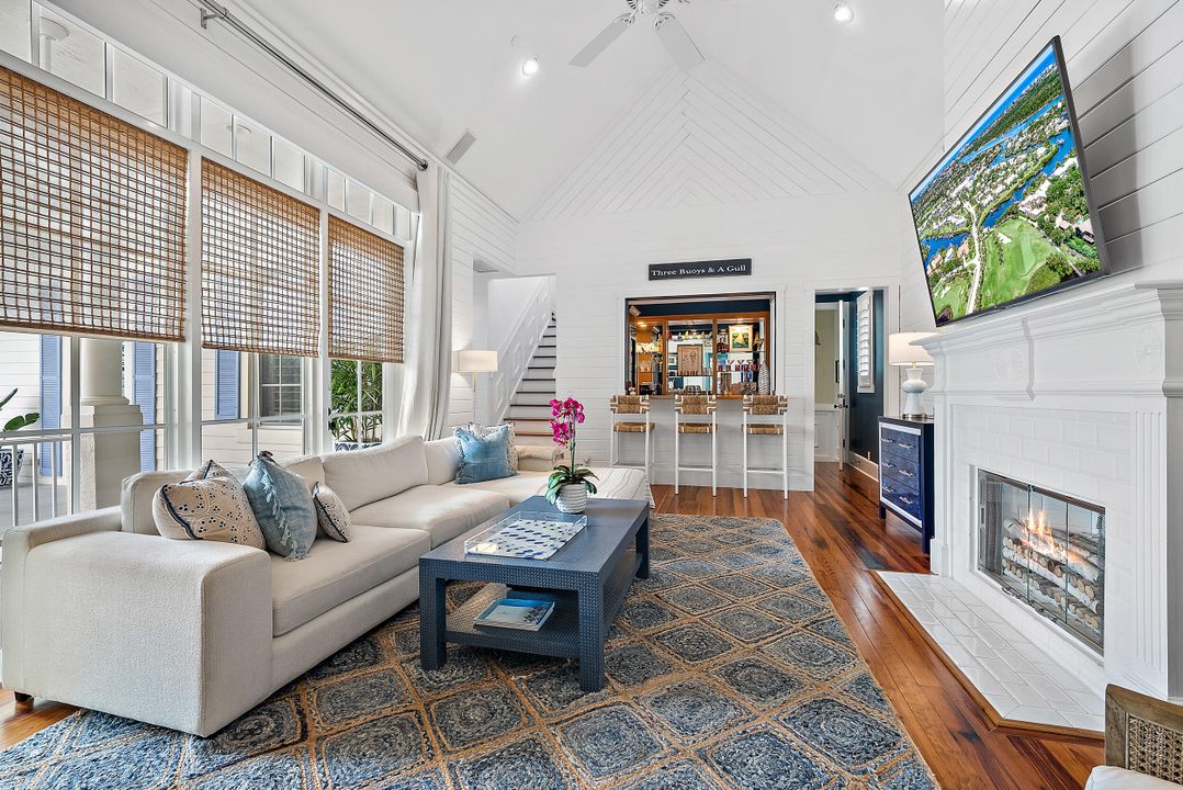 For Sale: $6,495,000 (4 beds, 5 baths, 5391 Square Feet)