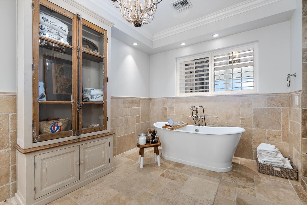 For Sale: $6,495,000 (4 beds, 5 baths, 5391 Square Feet)