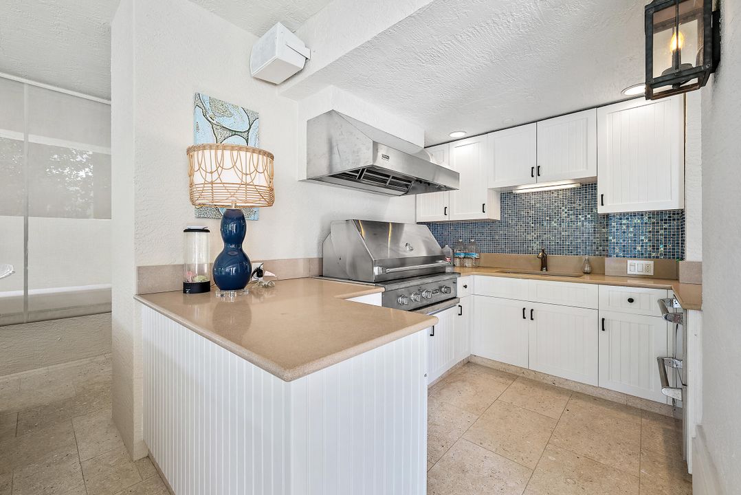 For Sale: $6,495,000 (4 beds, 5 baths, 5391 Square Feet)