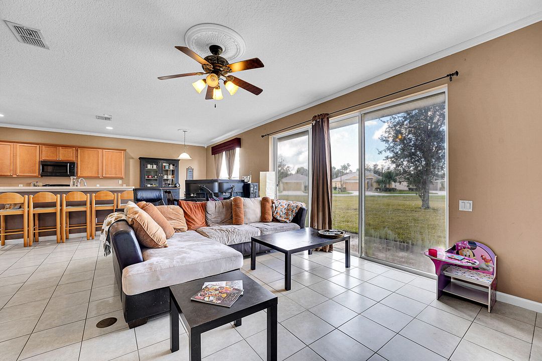 Active With Contract: $354,900 (4 beds, 2 baths, 2479 Square Feet)