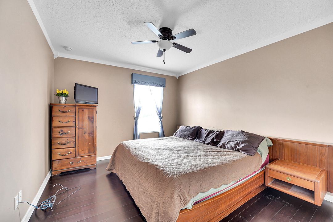 Active With Contract: $354,900 (4 beds, 2 baths, 2479 Square Feet)