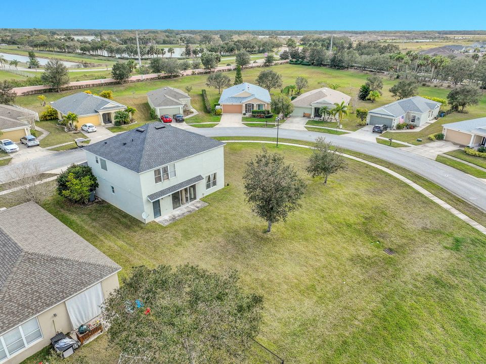 Active With Contract: $354,900 (4 beds, 2 baths, 2479 Square Feet)