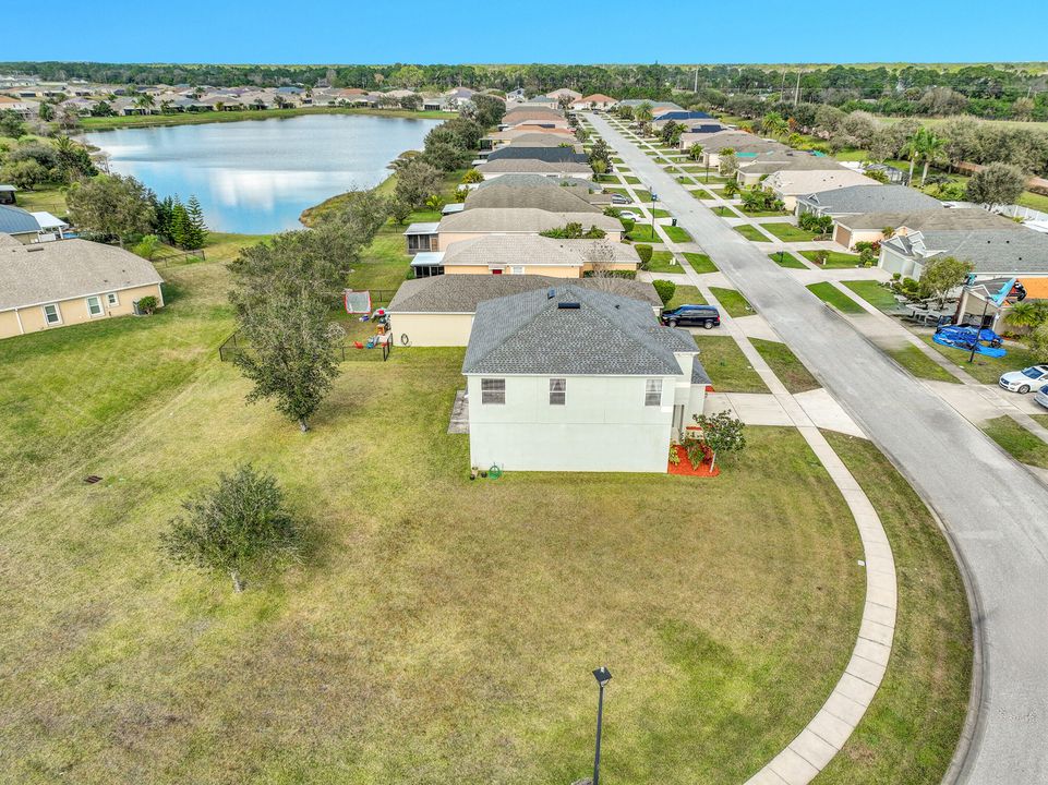 Active With Contract: $354,900 (4 beds, 2 baths, 2479 Square Feet)