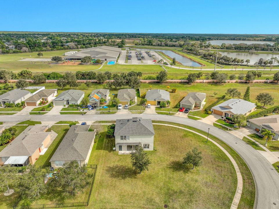 Active With Contract: $354,900 (4 beds, 2 baths, 2479 Square Feet)