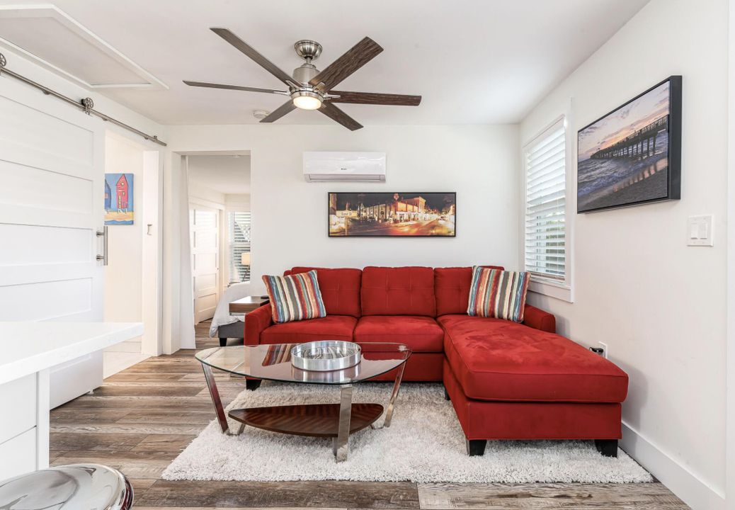 На продажу: $588,000 (0 спален, 0 ванн, 1326 Квадратных фут)