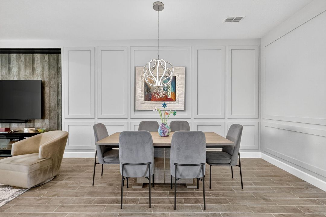 Active With Contract: $825,000 (3 beds, 3 baths, 3094 Square Feet)