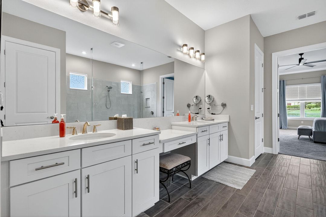 Active With Contract: $825,000 (3 beds, 3 baths, 3094 Square Feet)