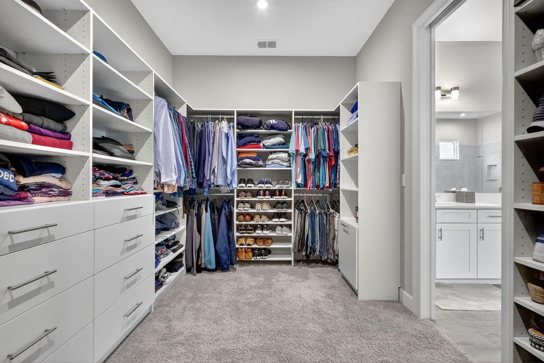 Active With Contract: $825,000 (3 beds, 3 baths, 3094 Square Feet)