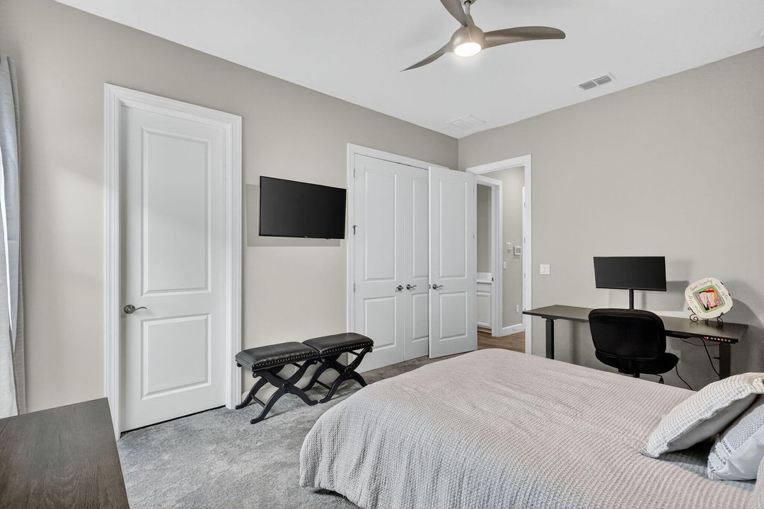 Active With Contract: $825,000 (3 beds, 3 baths, 3094 Square Feet)