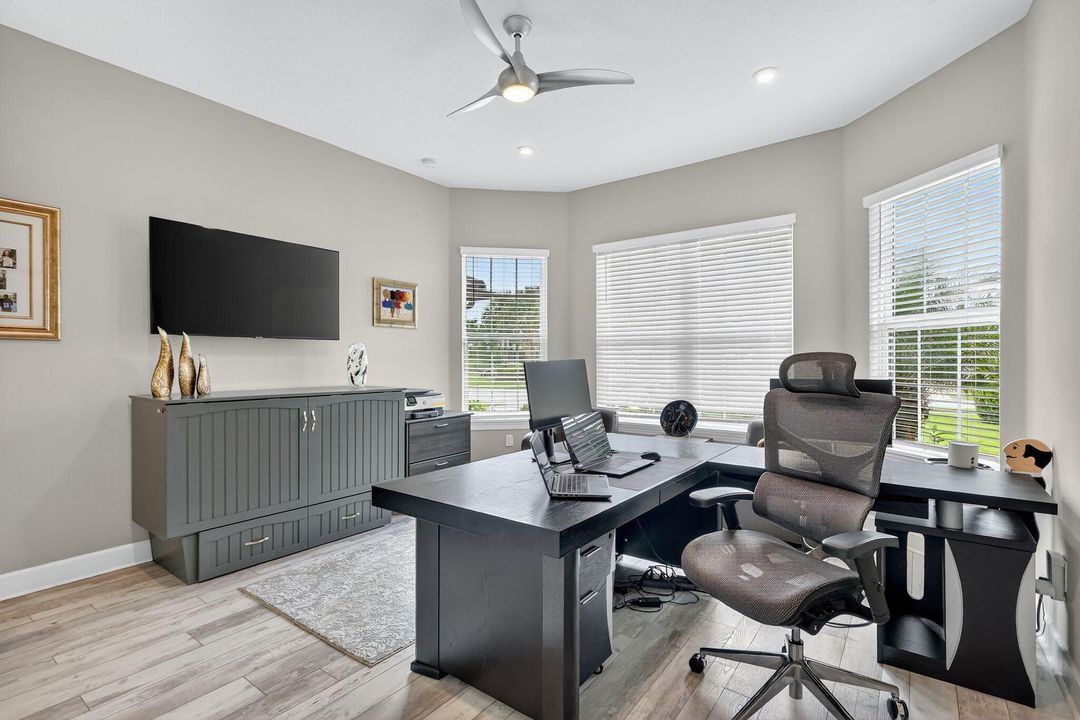 Active With Contract: $825,000 (3 beds, 3 baths, 3094 Square Feet)