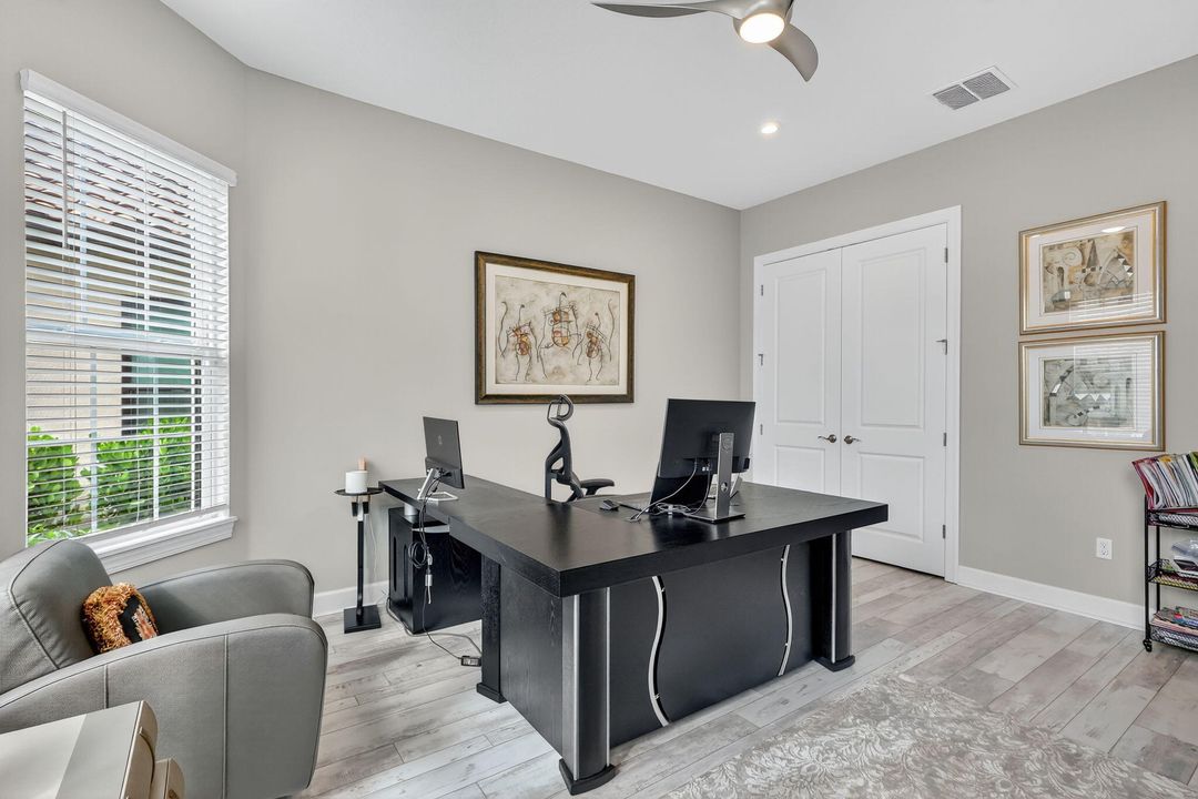 Active With Contract: $825,000 (3 beds, 3 baths, 3094 Square Feet)