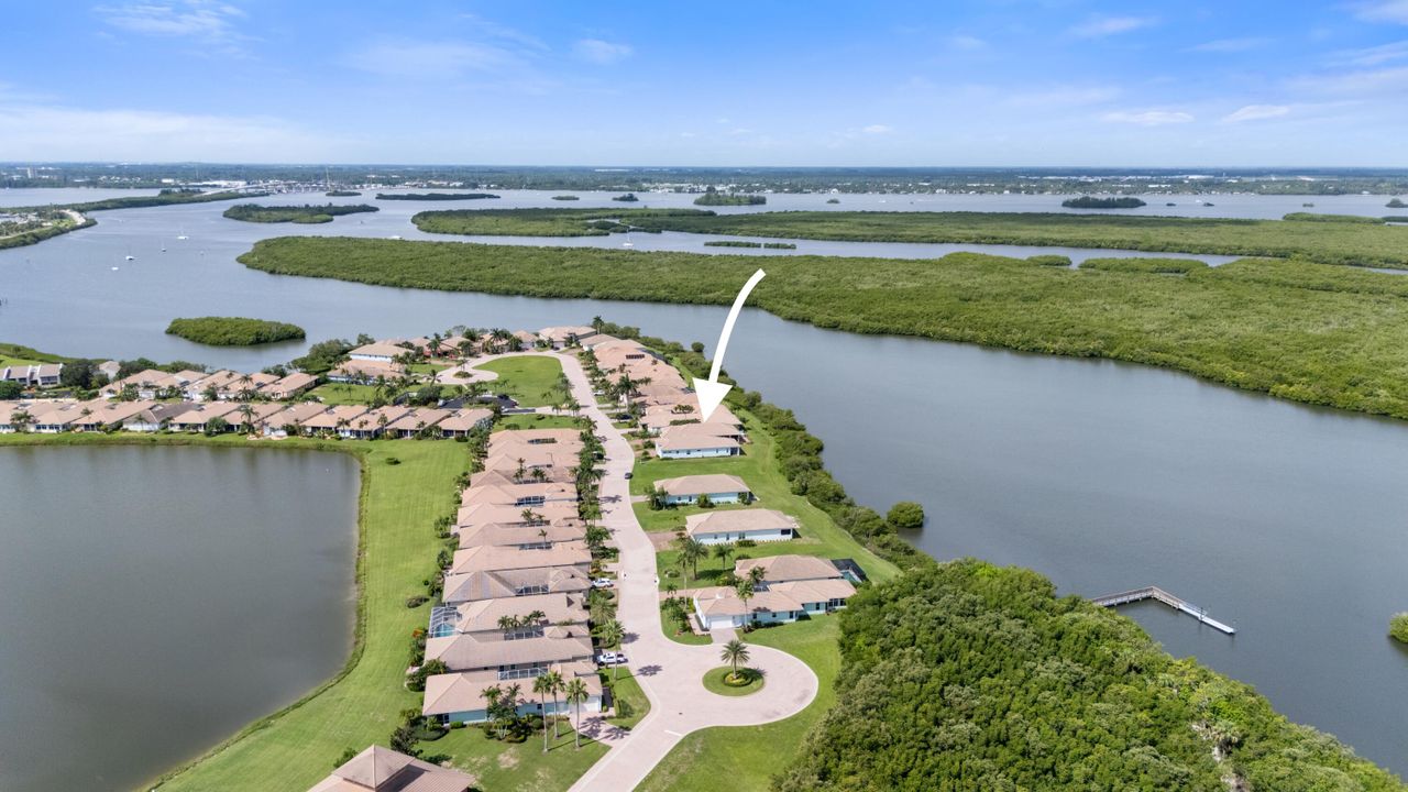 For Sale: $895,000 (3 beds, 3 baths, 2170 Square Feet)