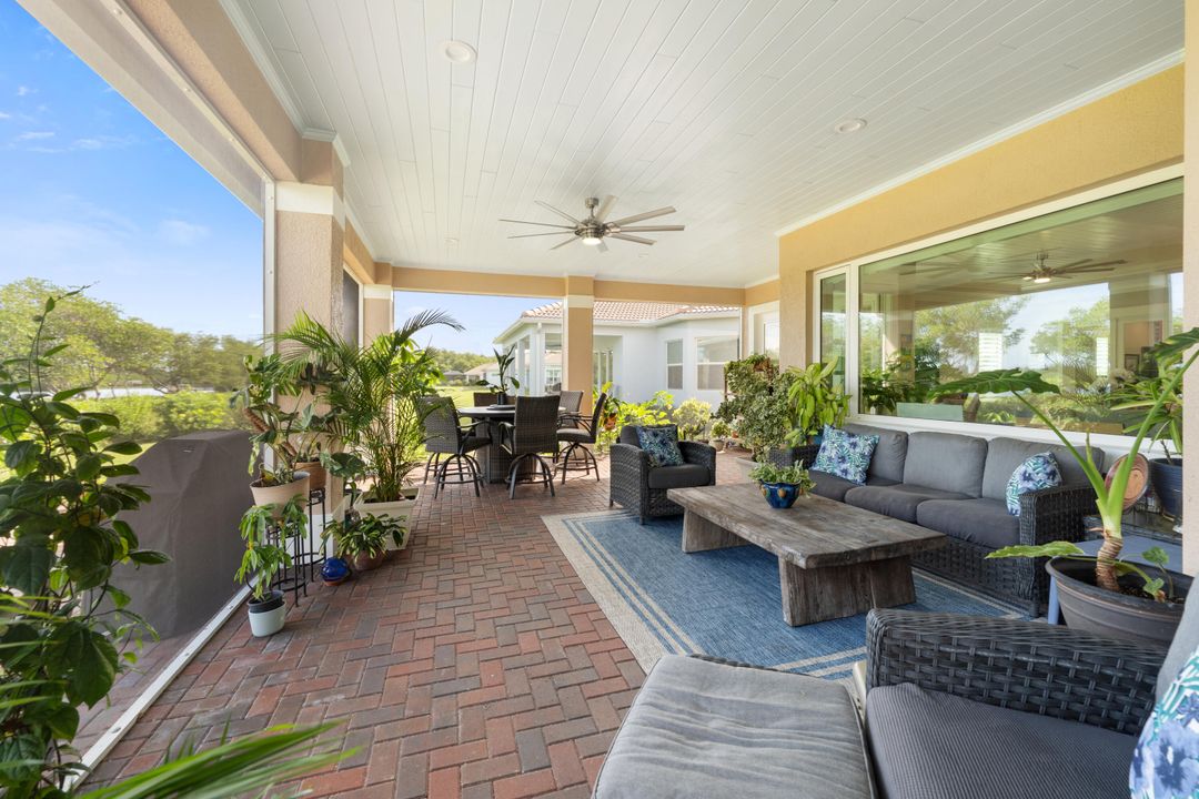 For Sale: $895,000 (3 beds, 3 baths, 2170 Square Feet)