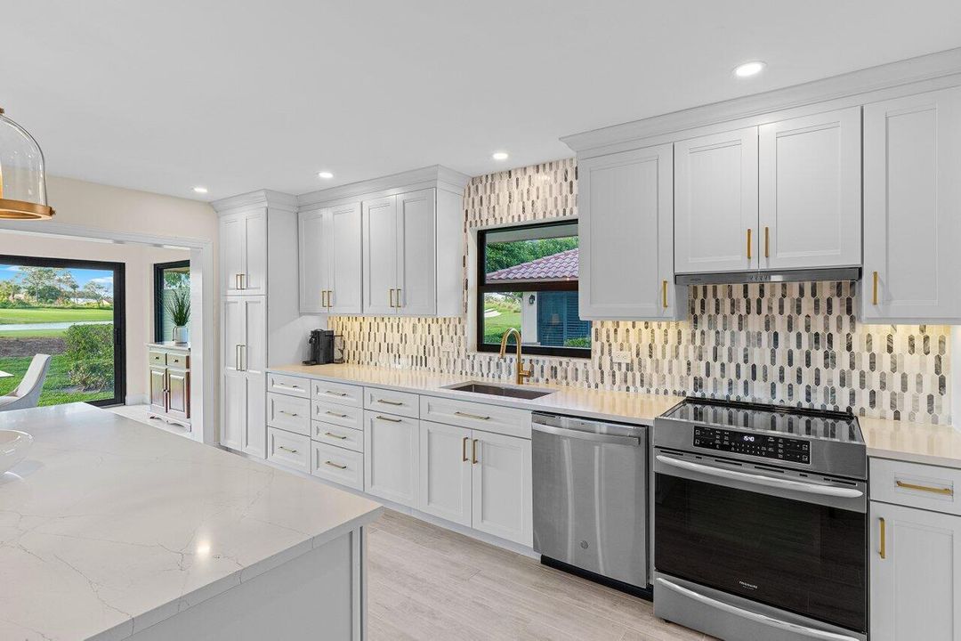 Active With Contract: $1,190,000 (3 beds, 2 baths, 2314 Square Feet)