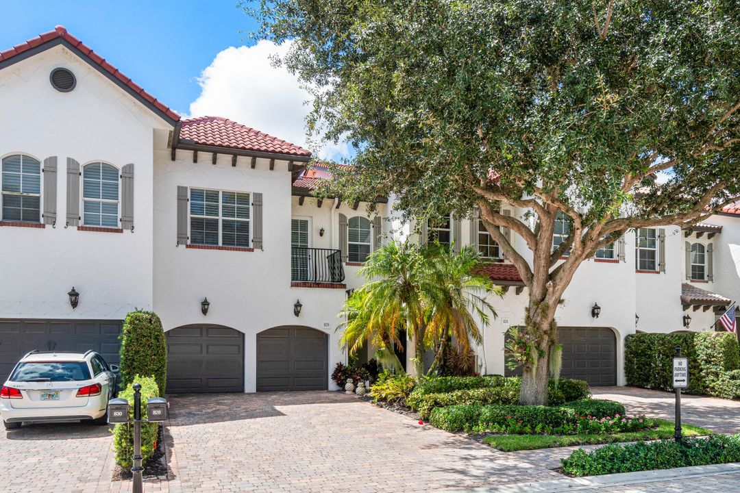 Recently Sold: $1,500,000 (3 beds, 3 baths, 2884 Square Feet)