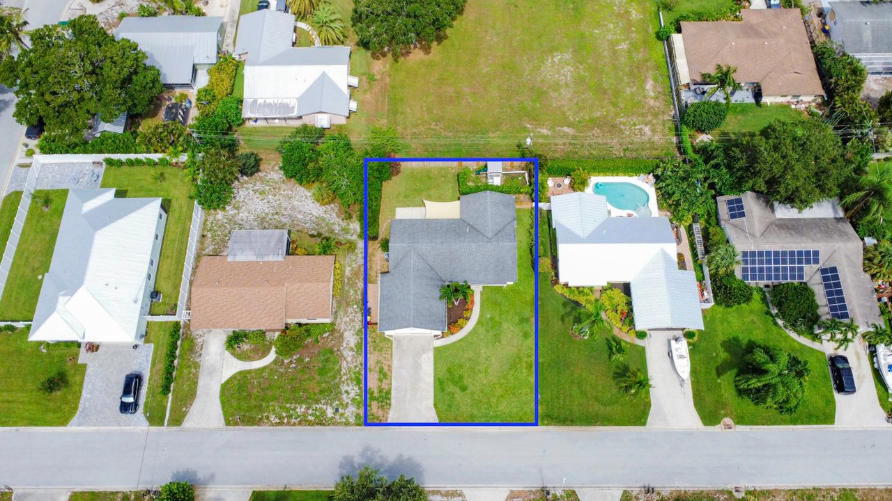 Activo con contrato: $499,000 (3 camas, 2 baños, 1592 Pies cuadrados)