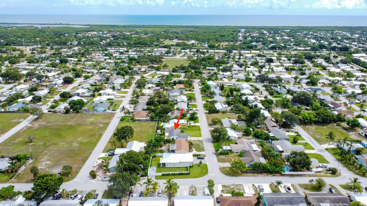 Activo con contrato: $499,000 (3 camas, 2 baños, 1592 Pies cuadrados)